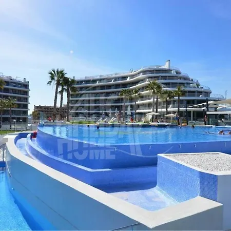 Fantastic Infinity View . Wifi. Parking Apartment *