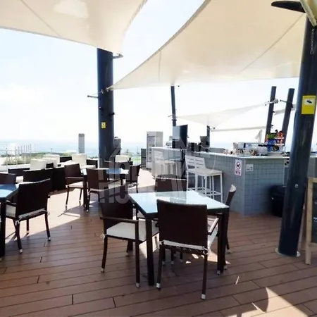 Fantastic Infinity View . Wifi. Parking Apartment *