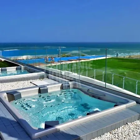 Apartment Fantastic Infinity View . Wifi. Parking